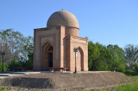 The mausoleum of Gaukhar ana, ХІІ-ХІV сс.