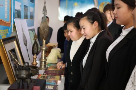 AN EXHIBITION WAS ORGANIZED AT THE SCHOOL