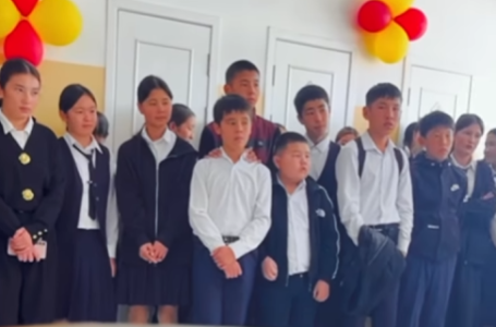 A TRAVELING EXHIBITION CONTINUED IN THE SCHOOLS OF THE SAURAN DISTRICT