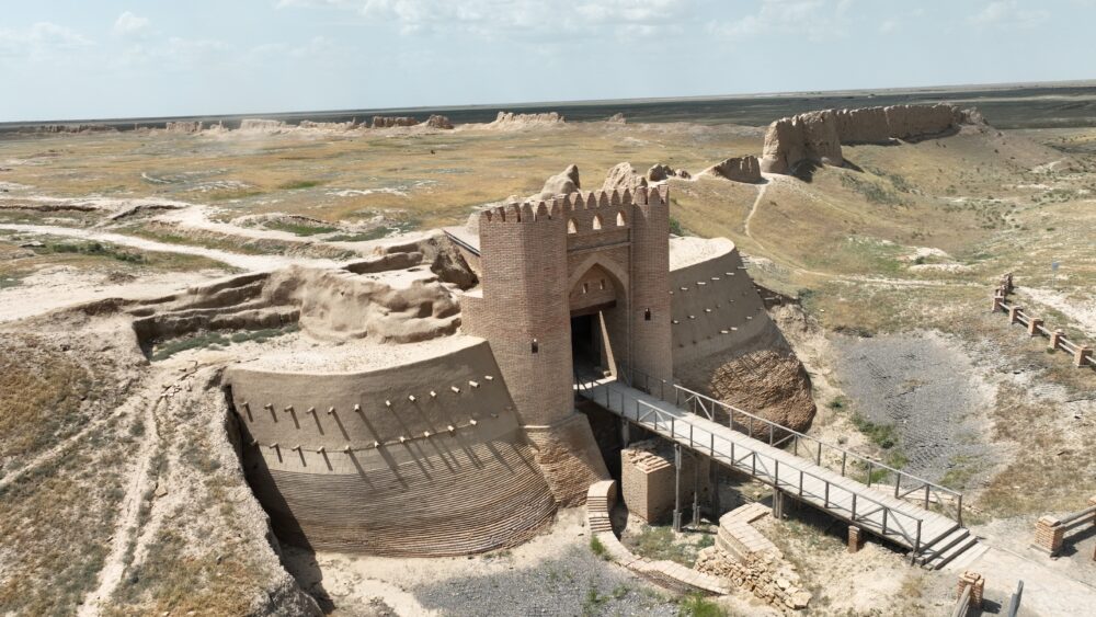 The Site of Sauran, 13th–18th centuries