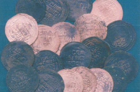 Клад медных посеребренных монет Отрара из местности Курусай Чаянского района Туркестанской области