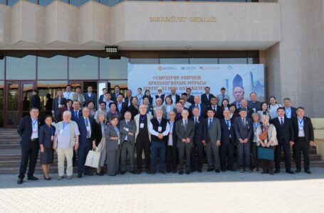 ТҮРКІСТАНДА КӨРНЕКТІ АРХЕОЛОГ МАРАТ ТҰЯҚБАЕВТЫҢ 70 ЖЫЛДЫҒЫНА АРНАЛҒАН ХАЛЫҚАРАЛЫҚ КОНФЕРЕНЦИЯ ӨТТІ