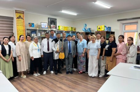 «Әзірет Сұлтан» музей-қорығында қос мерекеге арналған кітап көрмесі өтті